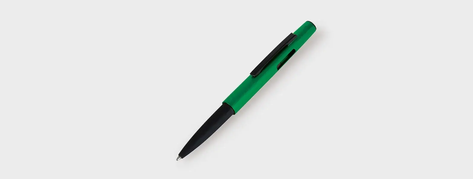 CANETA ESFEROGRÁFICA EM ABS COM TAMPA E PONTA TOUCH VERDE